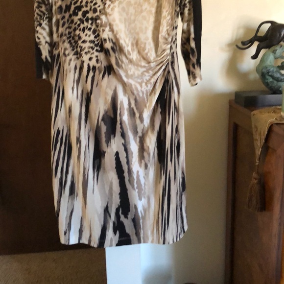 Dress - Picture 2 of 6